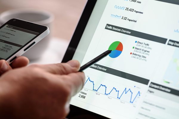 Améliorer votre visibilité en ligne grâce à l’expertise et les meilleures pratiques d’un consultant SEO